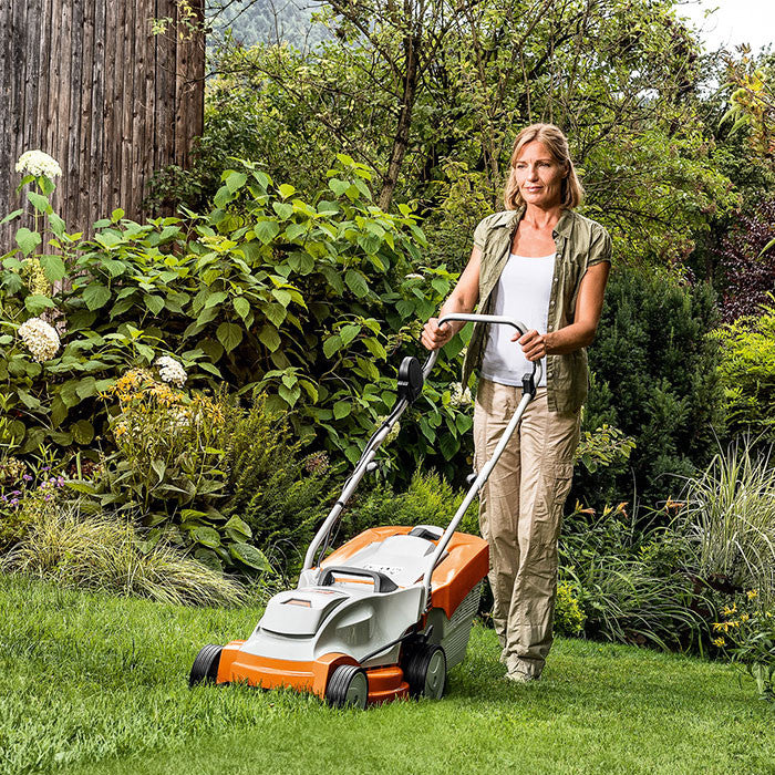 STIHL RMA 248 BATTERY LAWN MOWER KIT